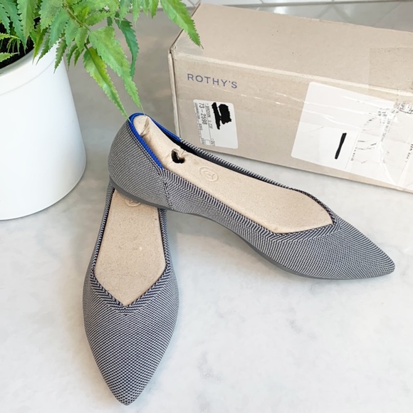 NWT - Rothy's Cloud Grey Pointed Toe Flats (Size 9) - Picture 2 of 8